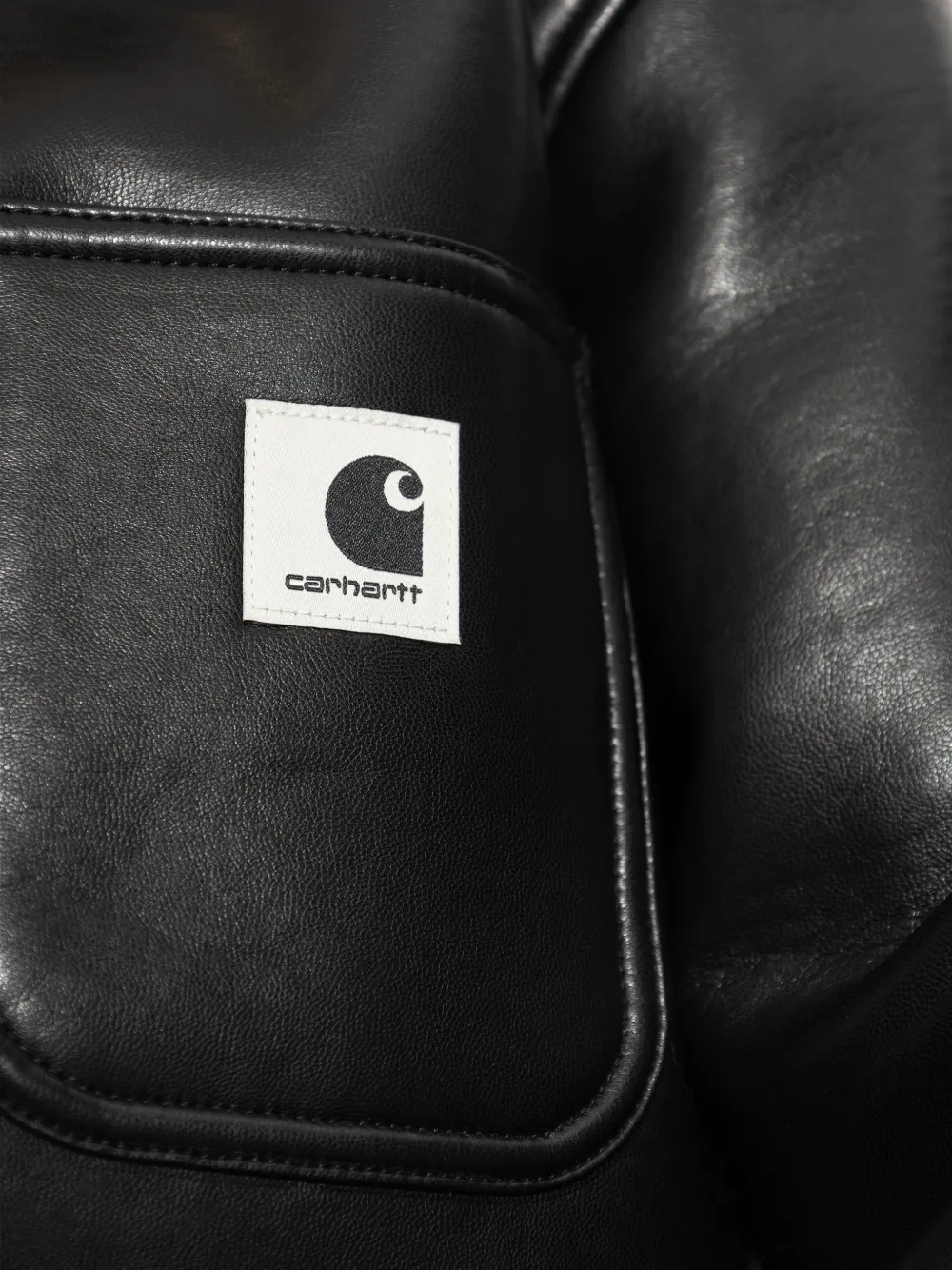 Carhartt WIP Shepton OG Michigan jas met lammy kraag Zwart