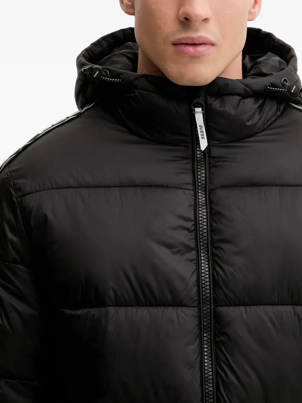 GUESS USA Jack met capuchon en logostreep Zwart