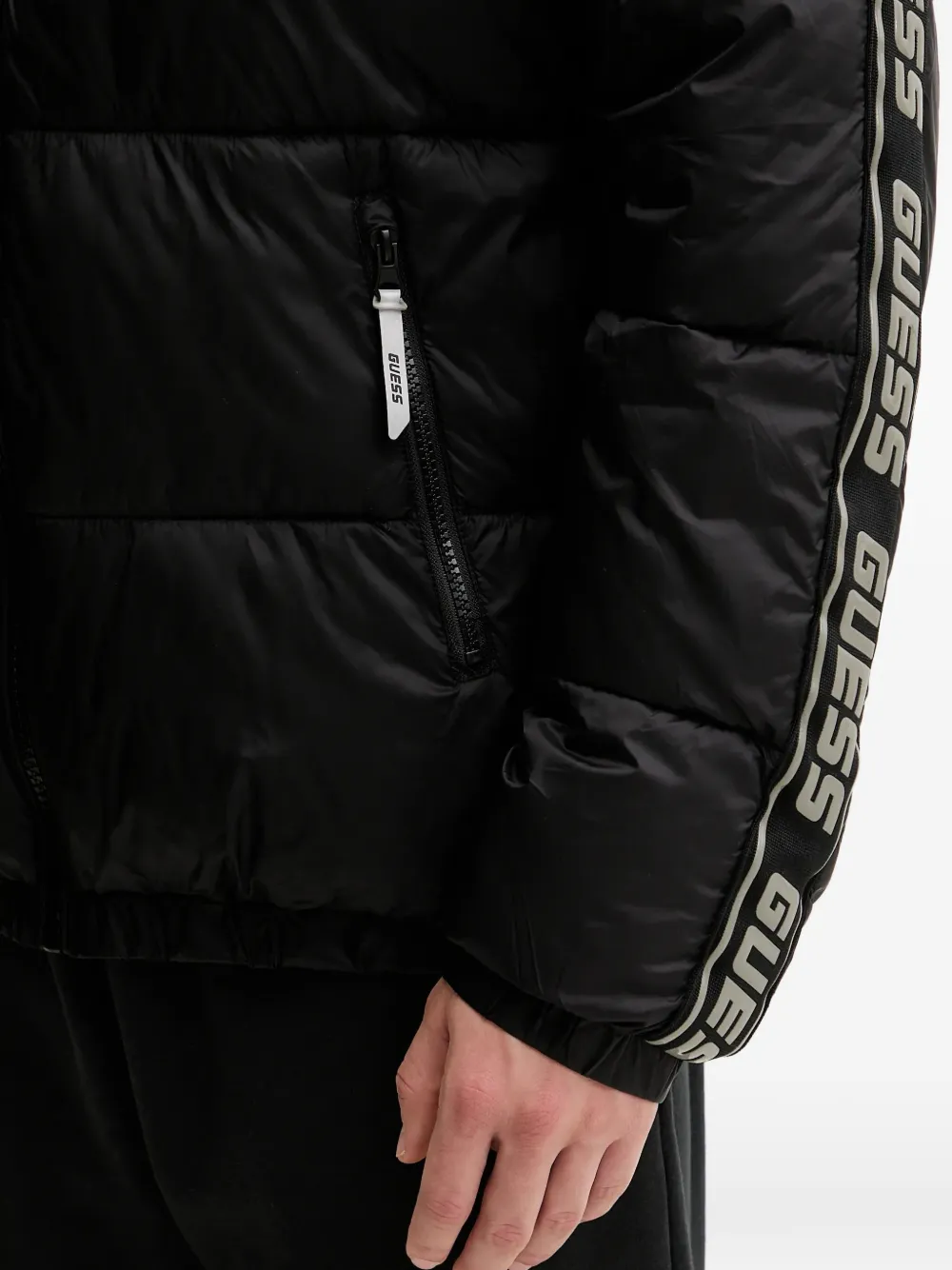 GUESS USA Jack met capuchon en logostreep Zwart