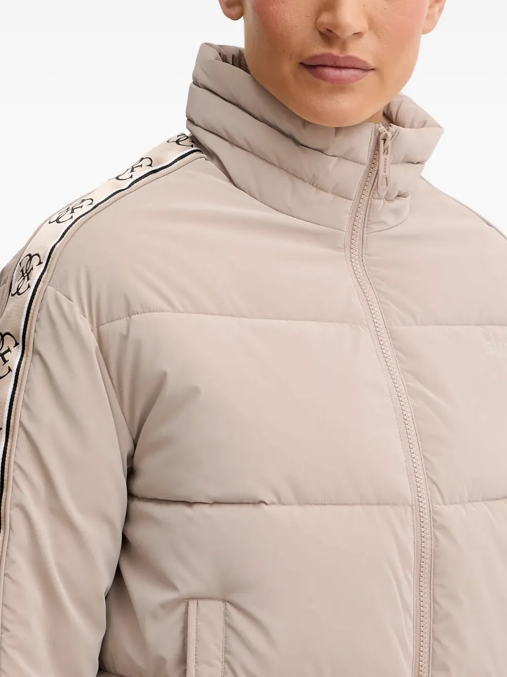  Guess Usa Logo Stripe Puffer Jacket - Neutrals 