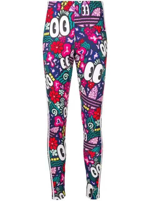 adidas leggins con tres rayas estampadas en colaboración con Hattie Stewart