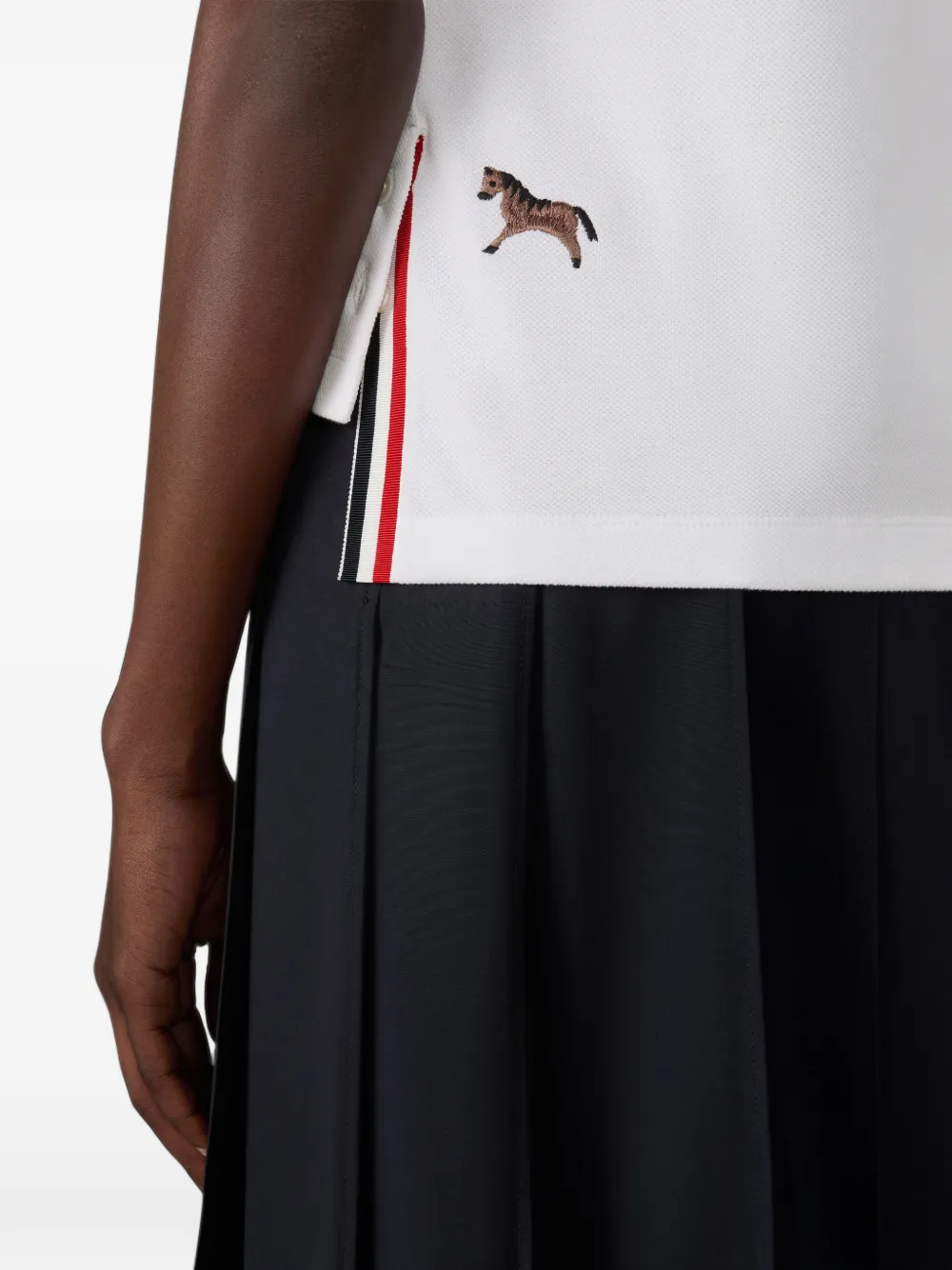 Thom Browne Poloshirt met geborduurd paard en korte mouwen Wit