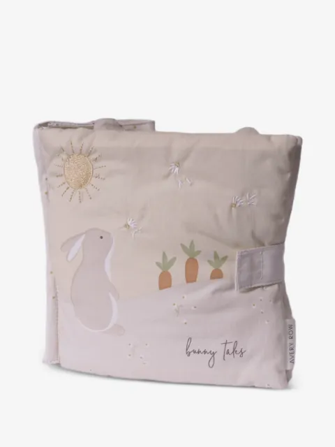 Avery Row livre en tissu