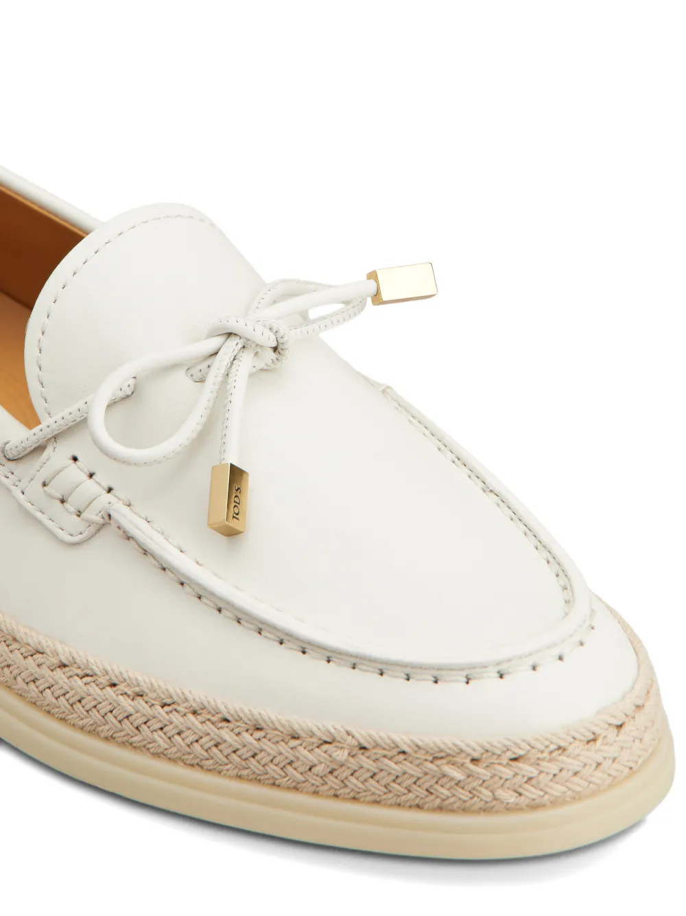 Tod's Loafers met kanten detail Wit