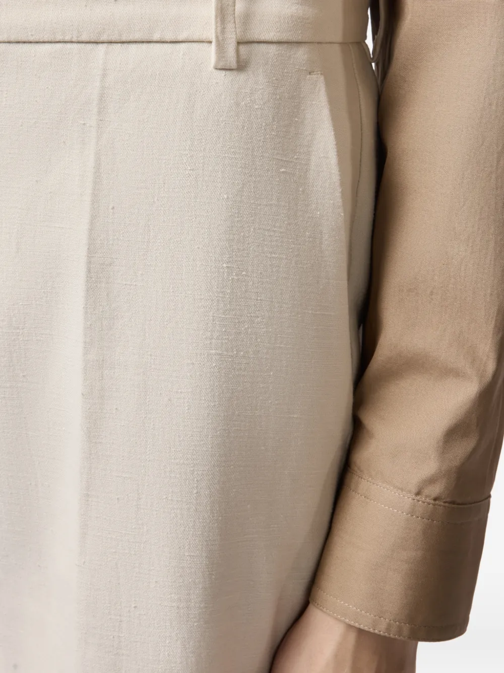 Tod's Broek met zak en riemlus Beige