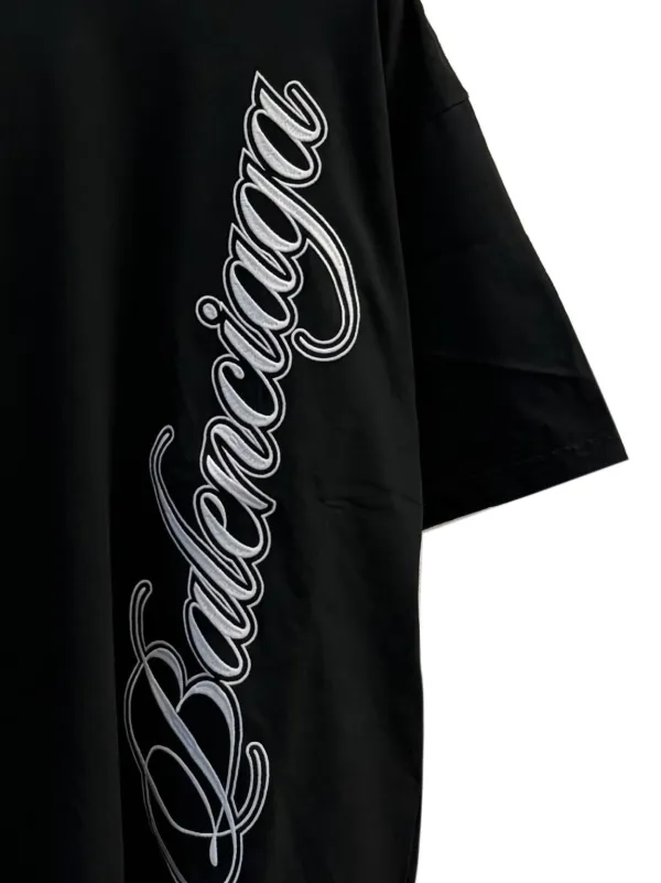 Balenciaga ロゴ Tシャツ | ブラック | FARFETCH JP Balenciaga ロゴ Tシャツ | ブラック | FARFETCH JP