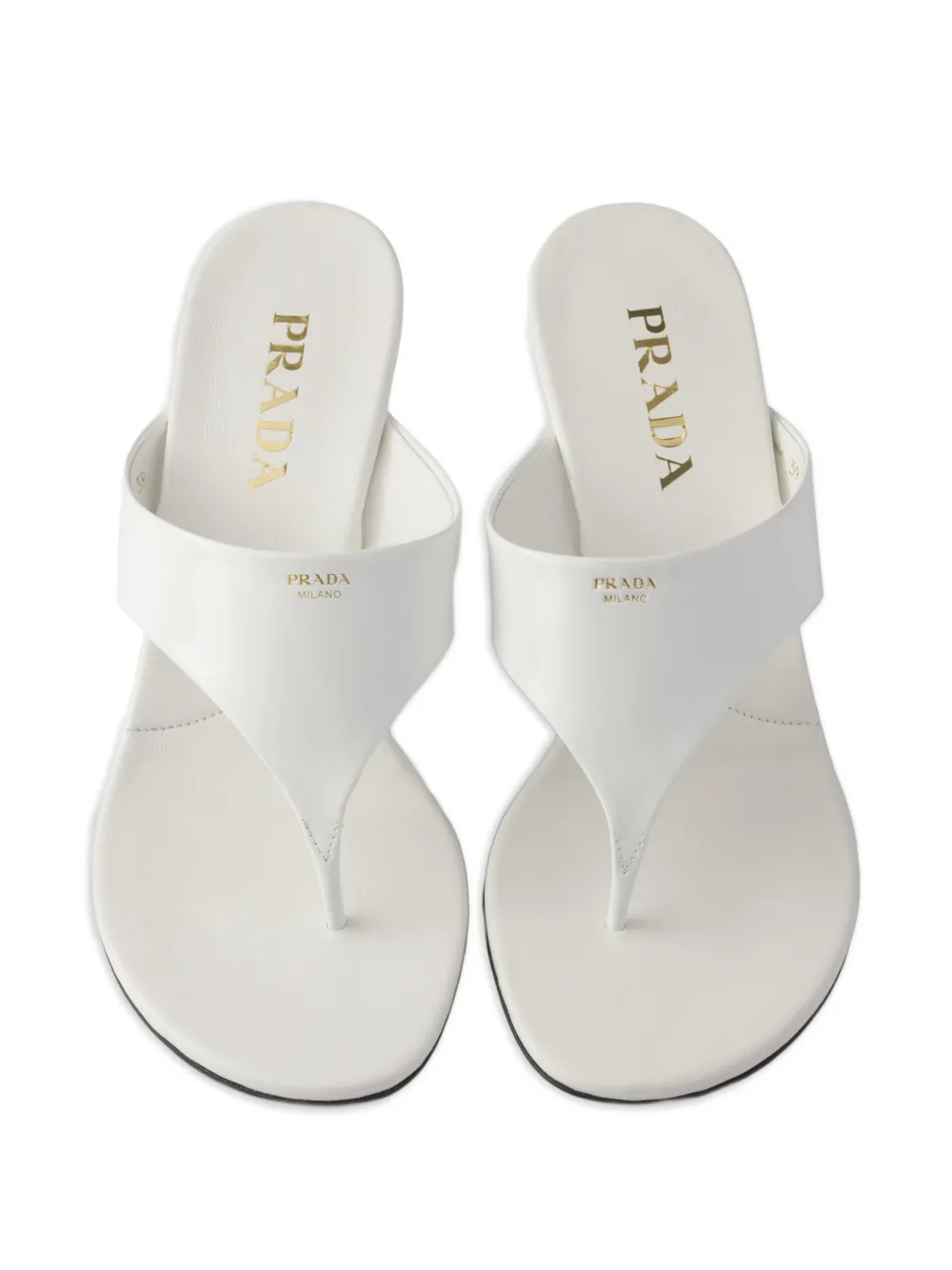 Prada Lakleren sandalen Wit