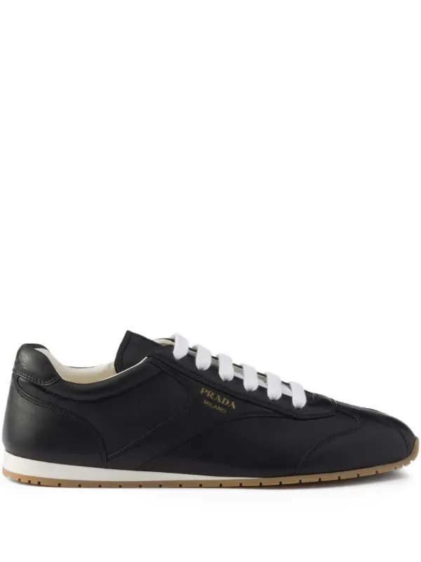 Prada レースアップ レザースニーカー | ブラック | FARFETCH JP