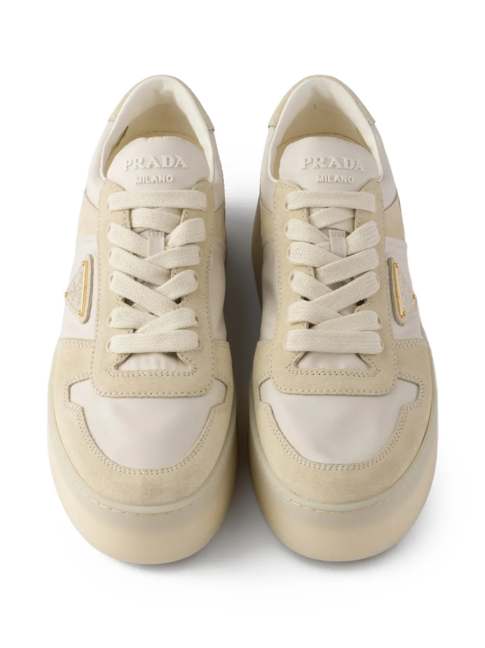 Prada Downtown Bold sneakers met plateauzool Beige