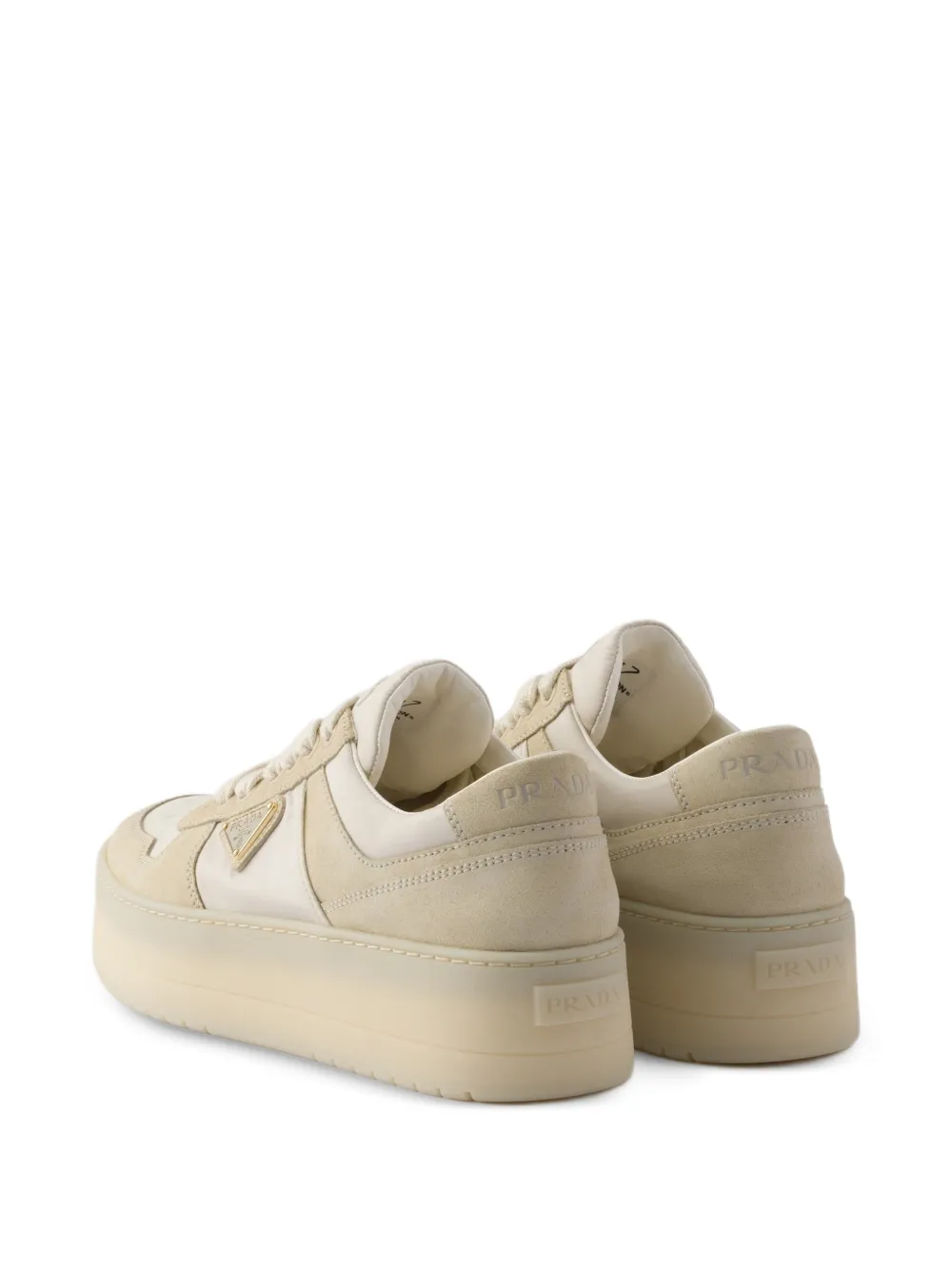 Prada Downtown Bold sneakers met plateauzool Beige