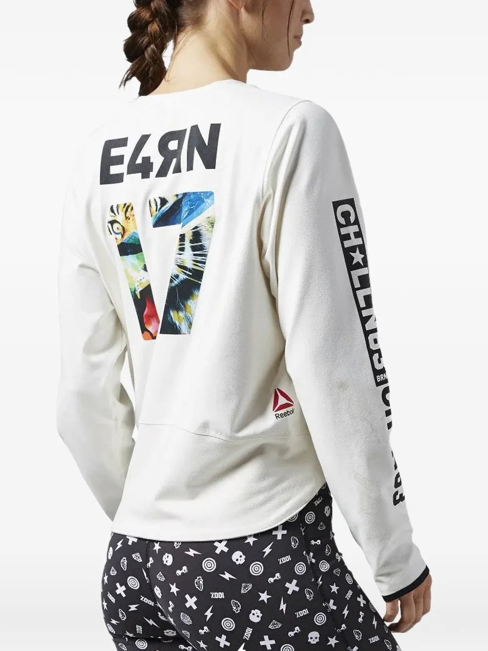  Reebok Long-sleeve Crew-neck Sweatshirt - Neutrals 