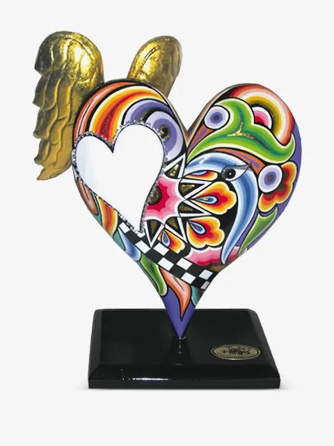 Toms Drag wings heart home decor