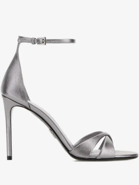 Prada sandalias con tacón alto