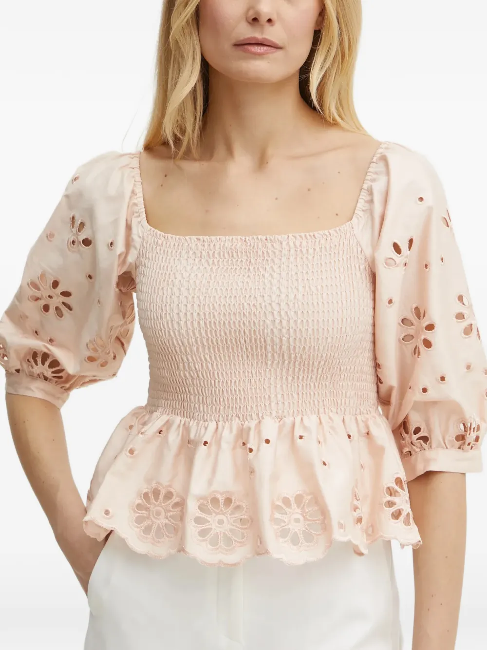 FRACOMINA Gesmockte blouse met uitgesneden bloemen Roze