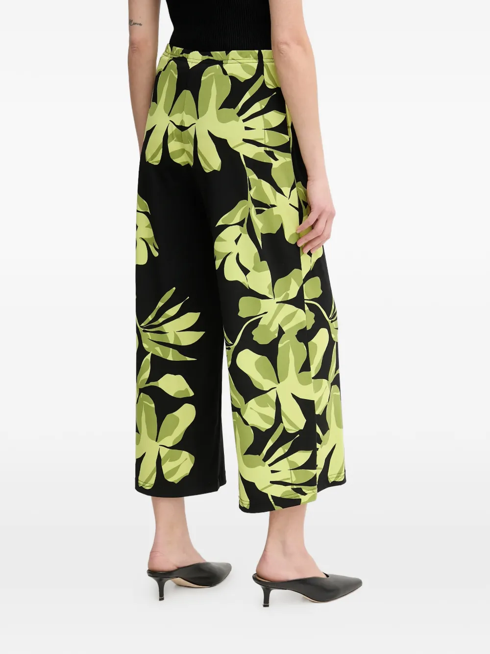  Joseph Ribkoff Floral Trousers - Black 