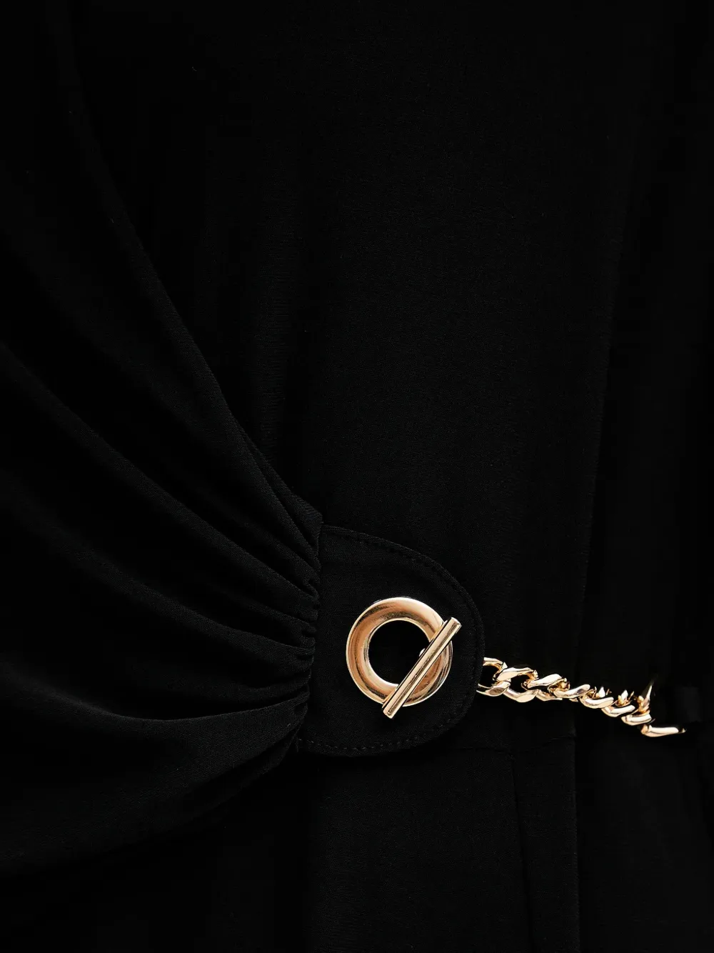 Joseph Ribkoff Midi-jurk verfraaid met ketting en split Zwart