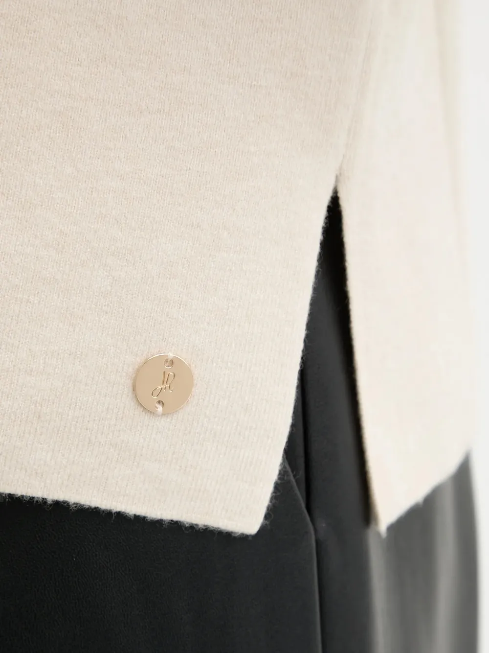 Joseph Ribkoff Trui met naaddetail Beige
