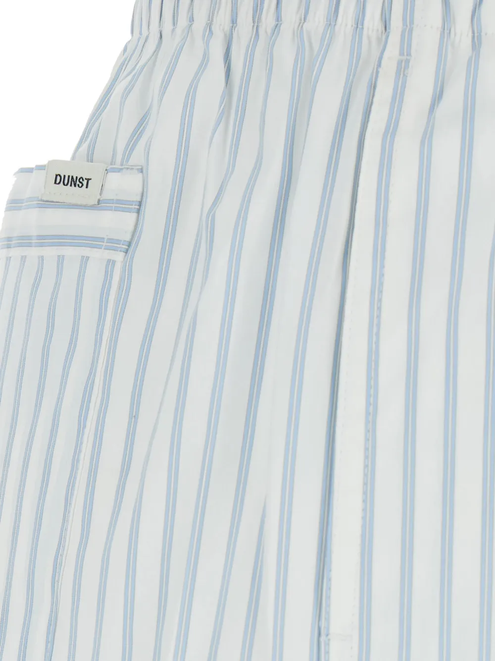 DUNST Gestreepte shorts Wit