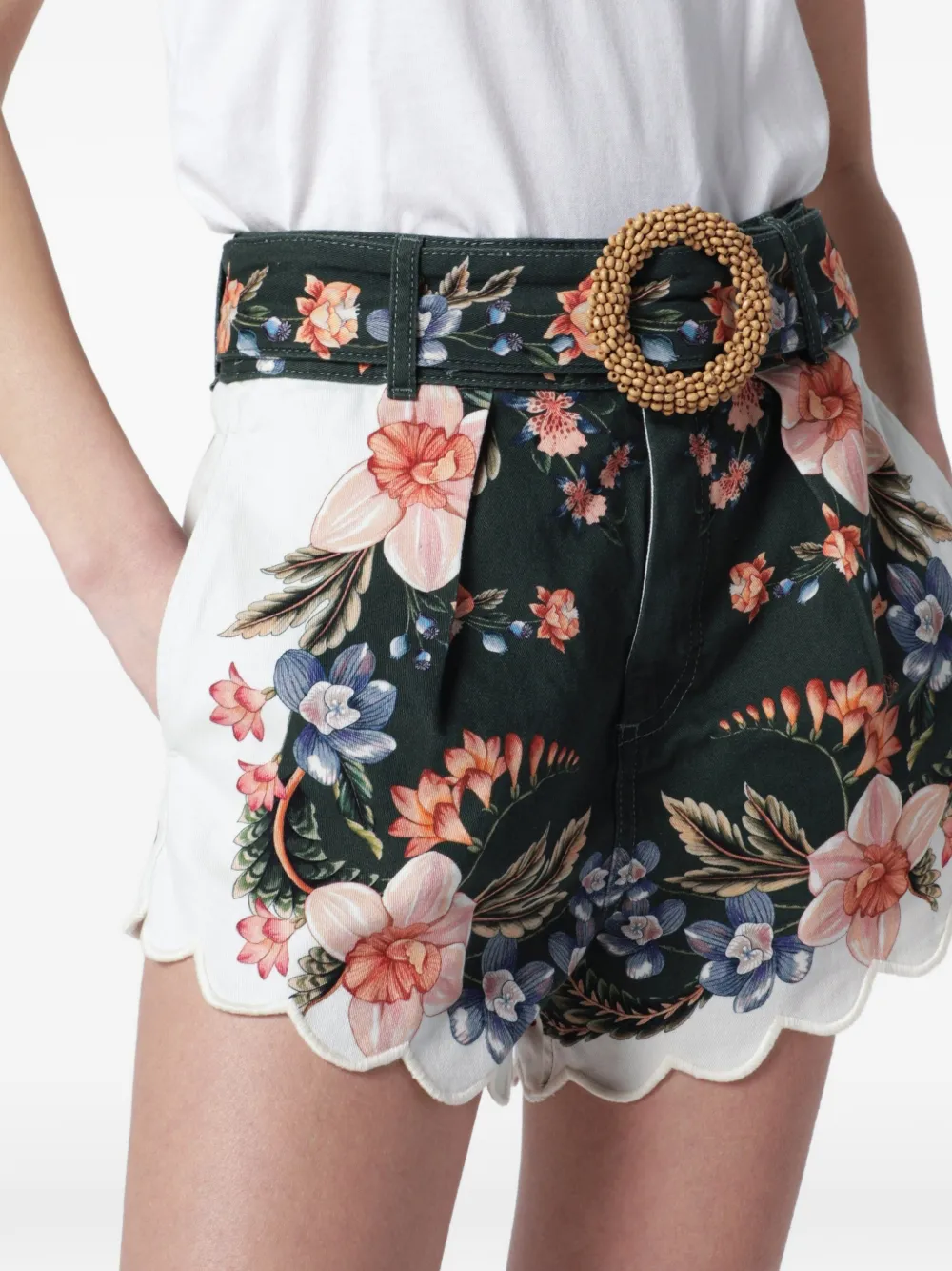 FARM Rio Shorts met kralen ceintuur en bloemenprint Groen