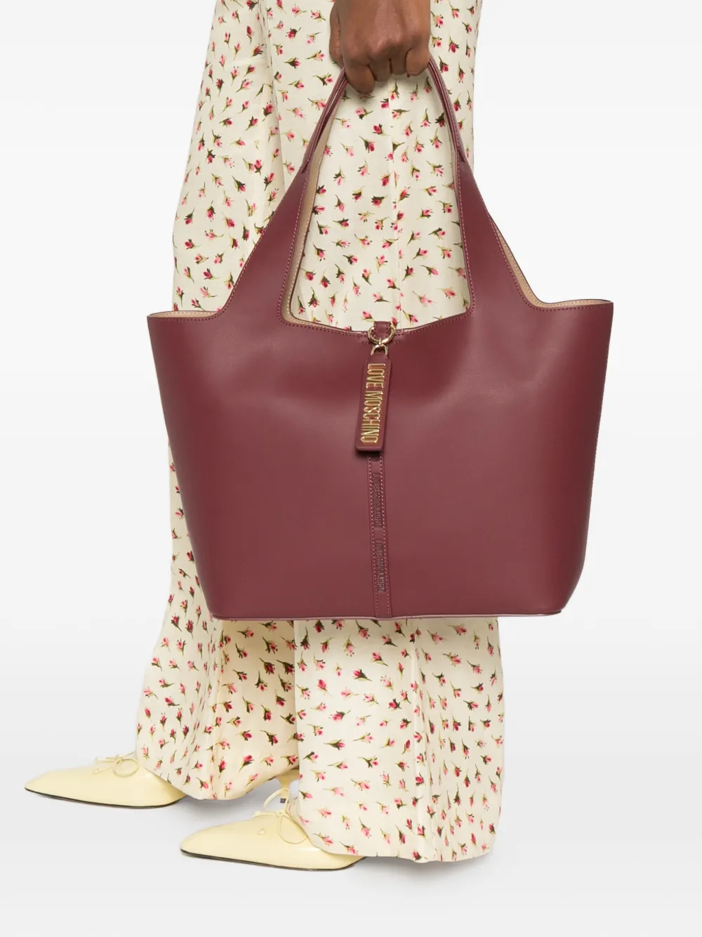 Love Moschino pendant leather tote bag - Rood