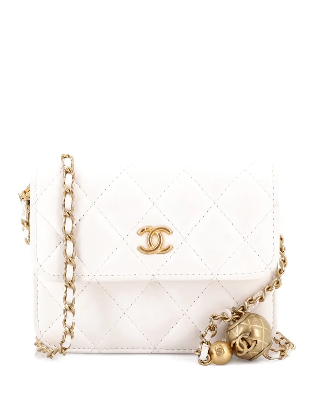 CHANEL Pre-Owned Pearl Crush Flap Clutch with Chain Quilted Lambskin Mini crossbody bag - Bianco