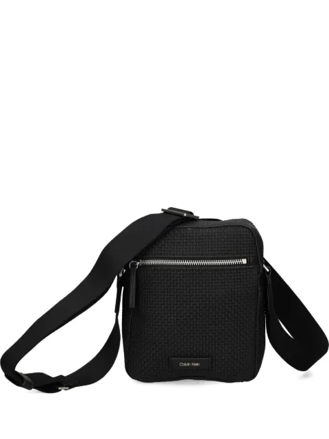 Calvin Klein logo-patch shoulder bag