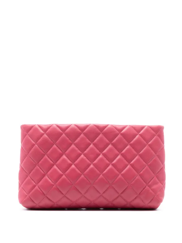 Chanel Pre-owned 2012 Quilted Lambskin Kiss Lock Clutch Bag in Pink