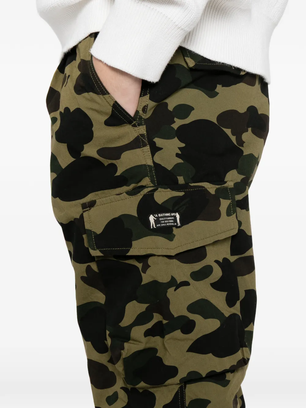 A BATHING APE Broek met camouflageprint Groen