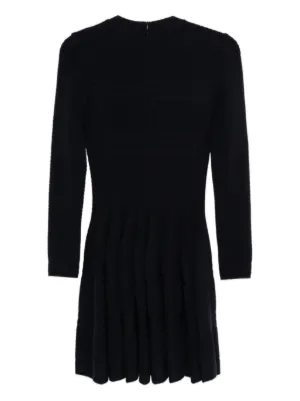 新品未使用★アライア ALAÏA ブラックドレス ワンピース アライア、あらゆる体型にフィットするブラックドレスのカプセル