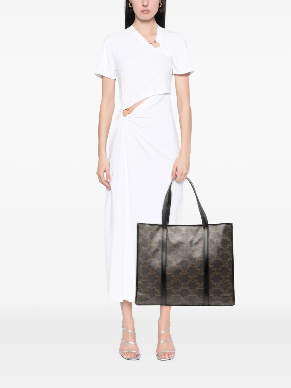 Celine Pre-Owned 2022 XL Triomphe Coated Canvas Cabas tote bag | Estilos de archivo | Image 2