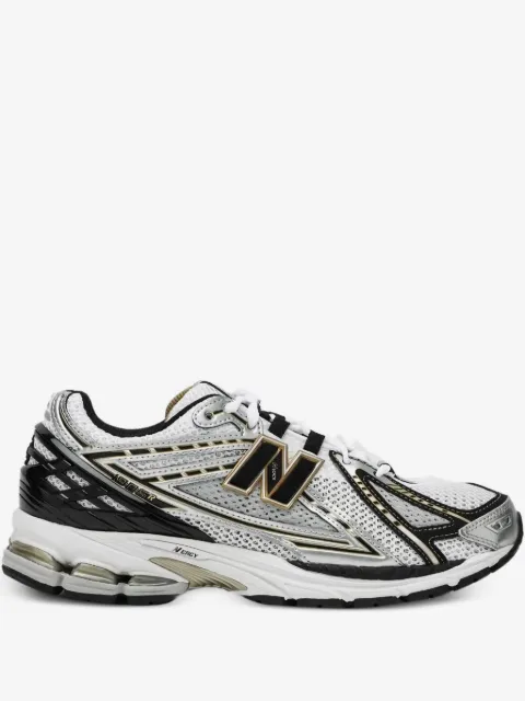 New Balance logo-patch sneakers