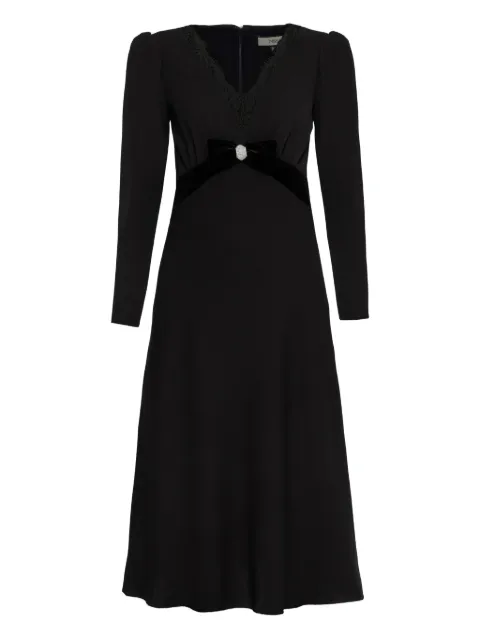 NISSA 크리스털 디테일 미디 드레스