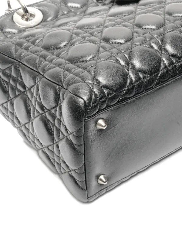 新品 DIOR サラダボウル 22cm ブラックストライプ ムッシュディオール My Dior Top Handle Bag Black Cannage Lambskin | DIOR