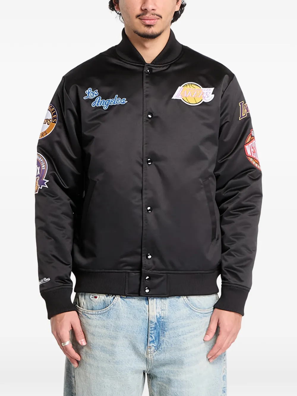 Mitchell & Ness NBA Blackout Heavyweight buttoned jacket | Black | Image 1
