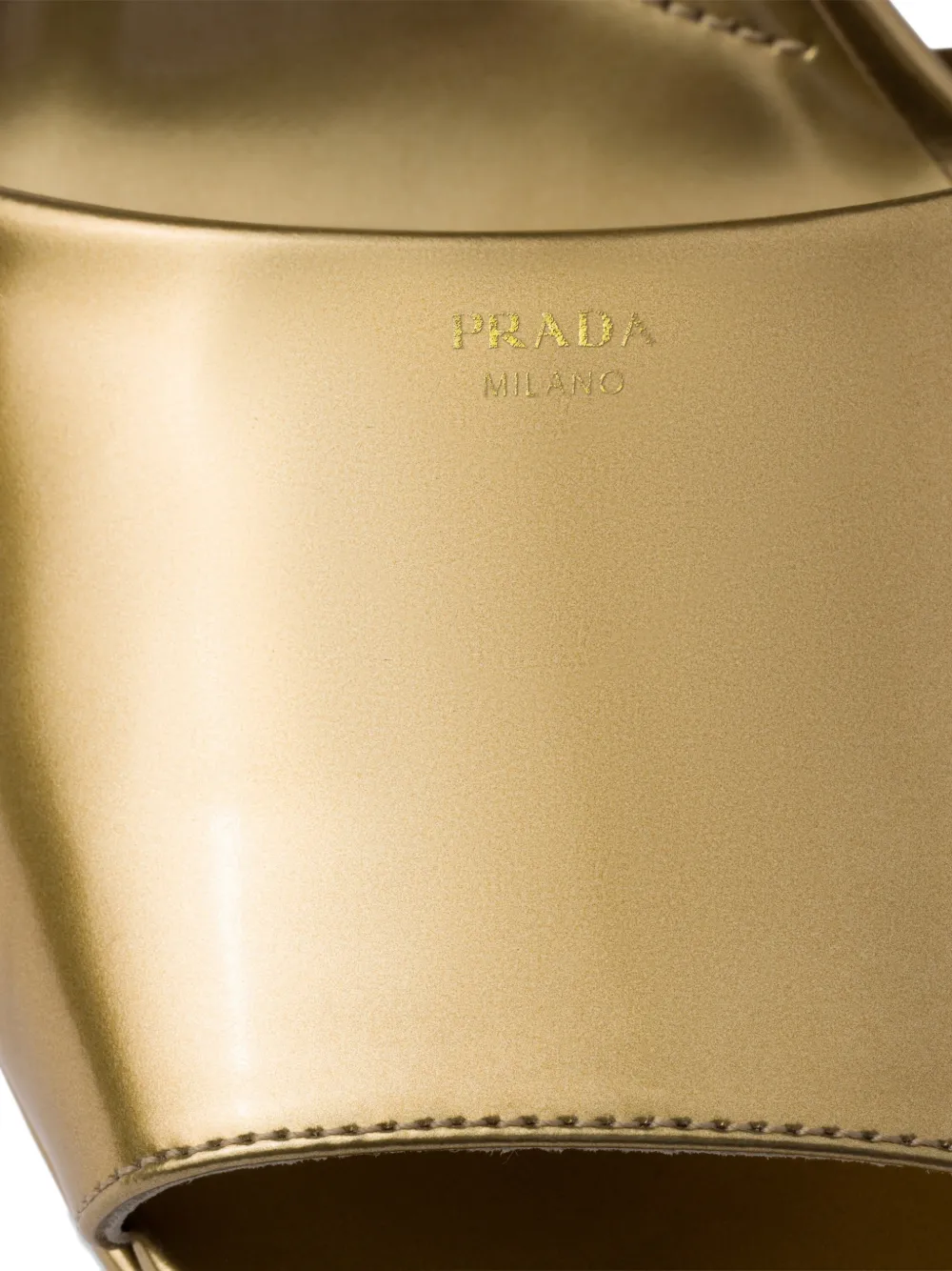 Prada Sandalen met plateauzool Goud