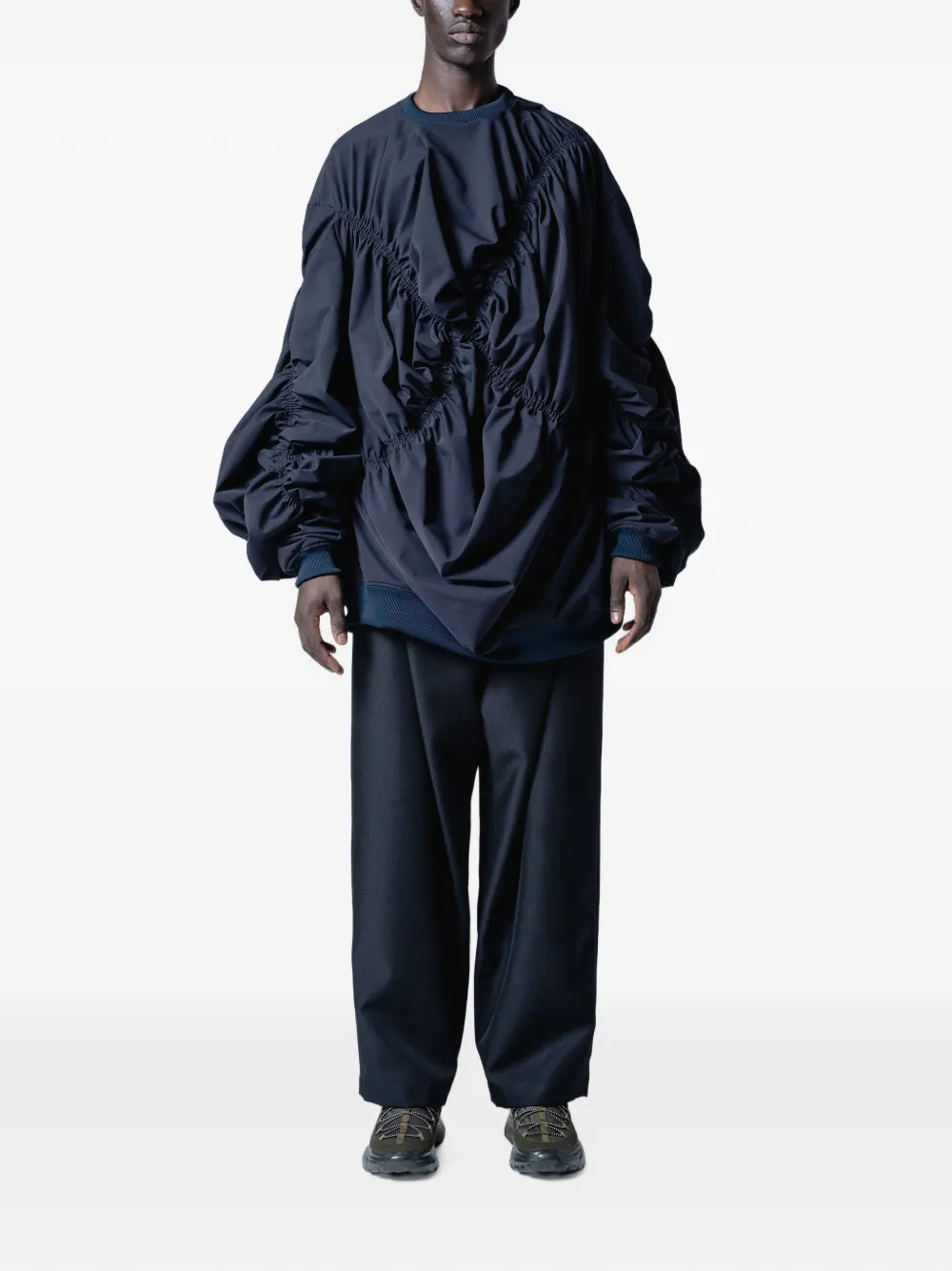 Yoshiokubo Top oversize con ruches - Nero