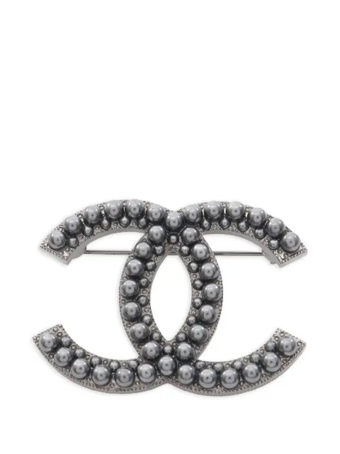 CHANEL Pre-Owned CC-logo brooch