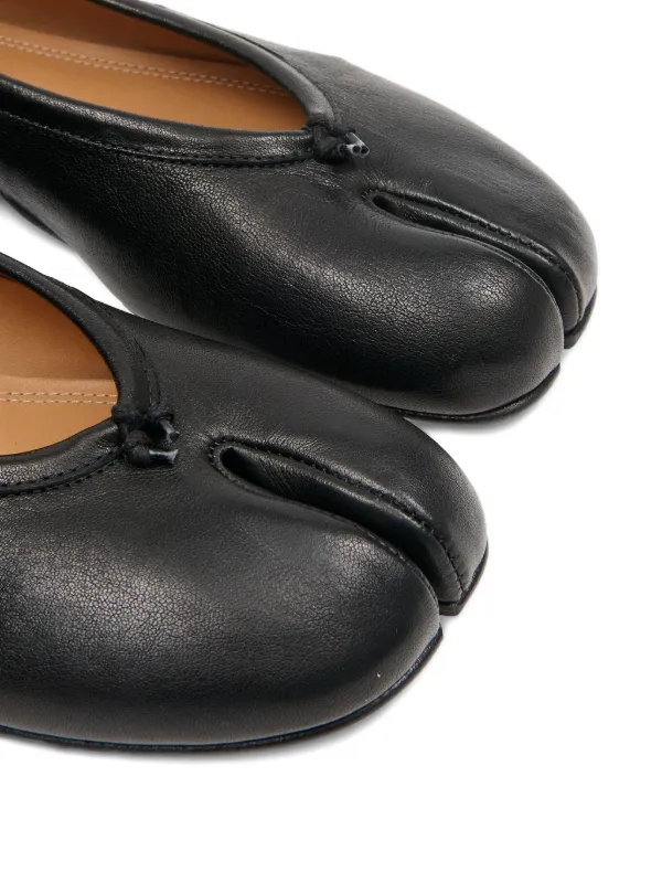 Maison Margiela Tabi Leather Ballet Flats | Black | FARFETCH