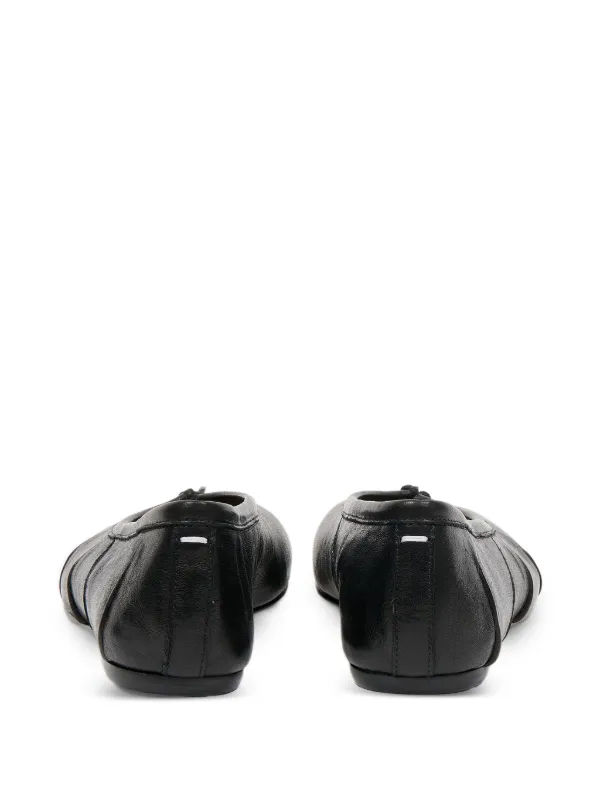 Maison Margiela Tabi Leather Ballet Flats | Black | FARFETCH