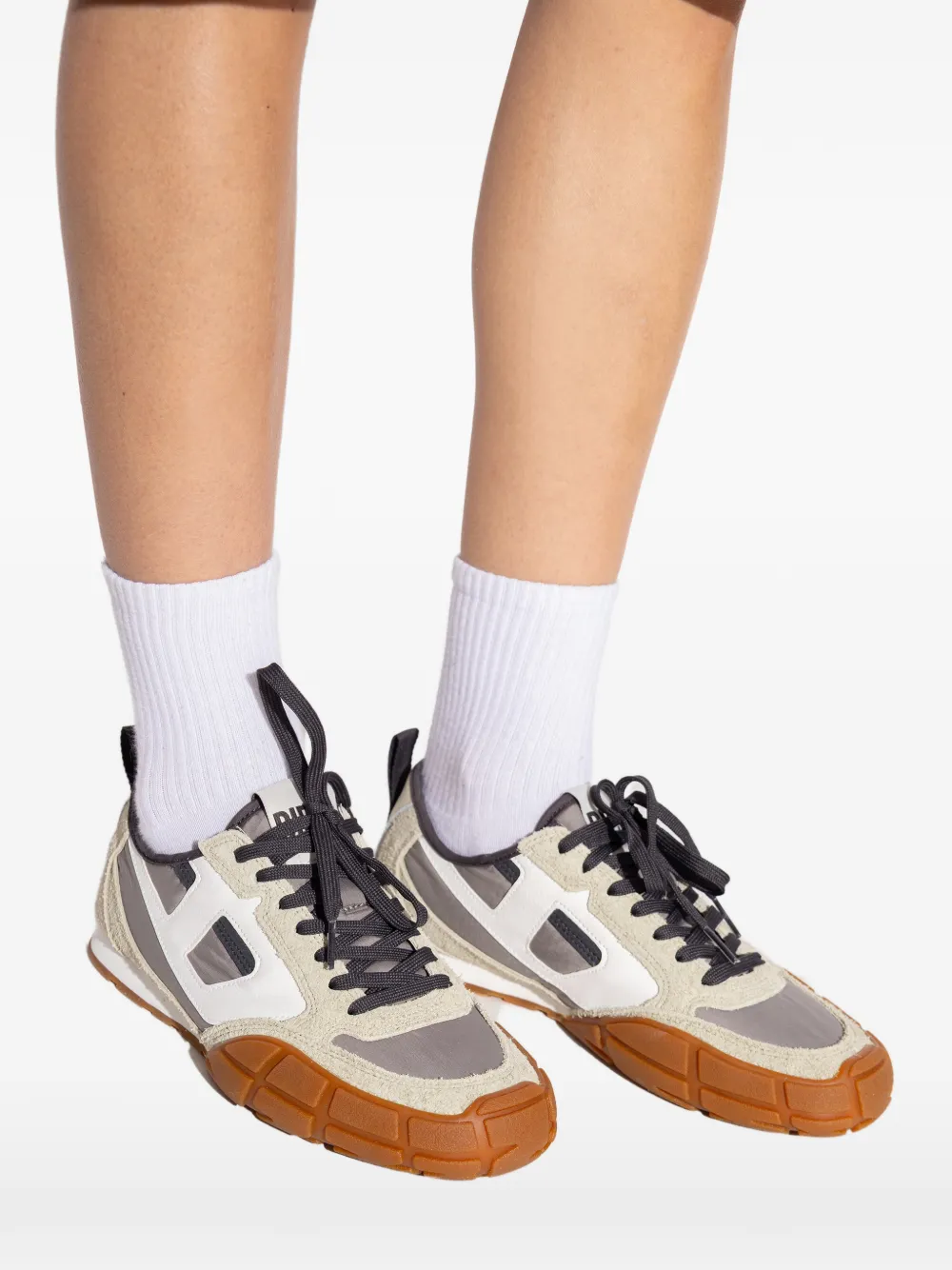 Diesel S-PAGODHA logo detail sneakers Beige