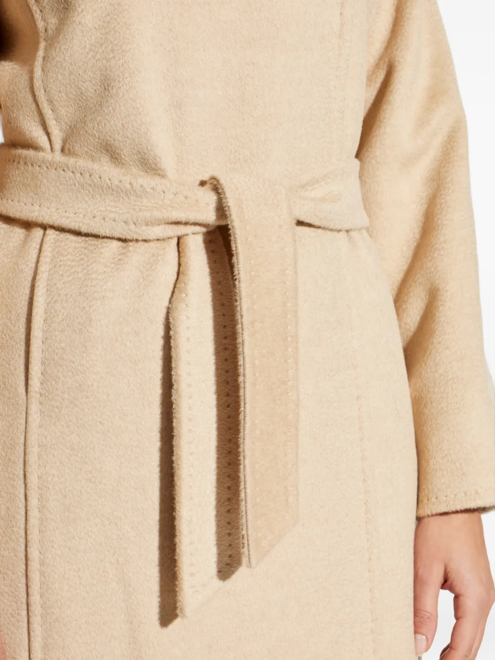 Max Mara Mantel met ceintuur Beige