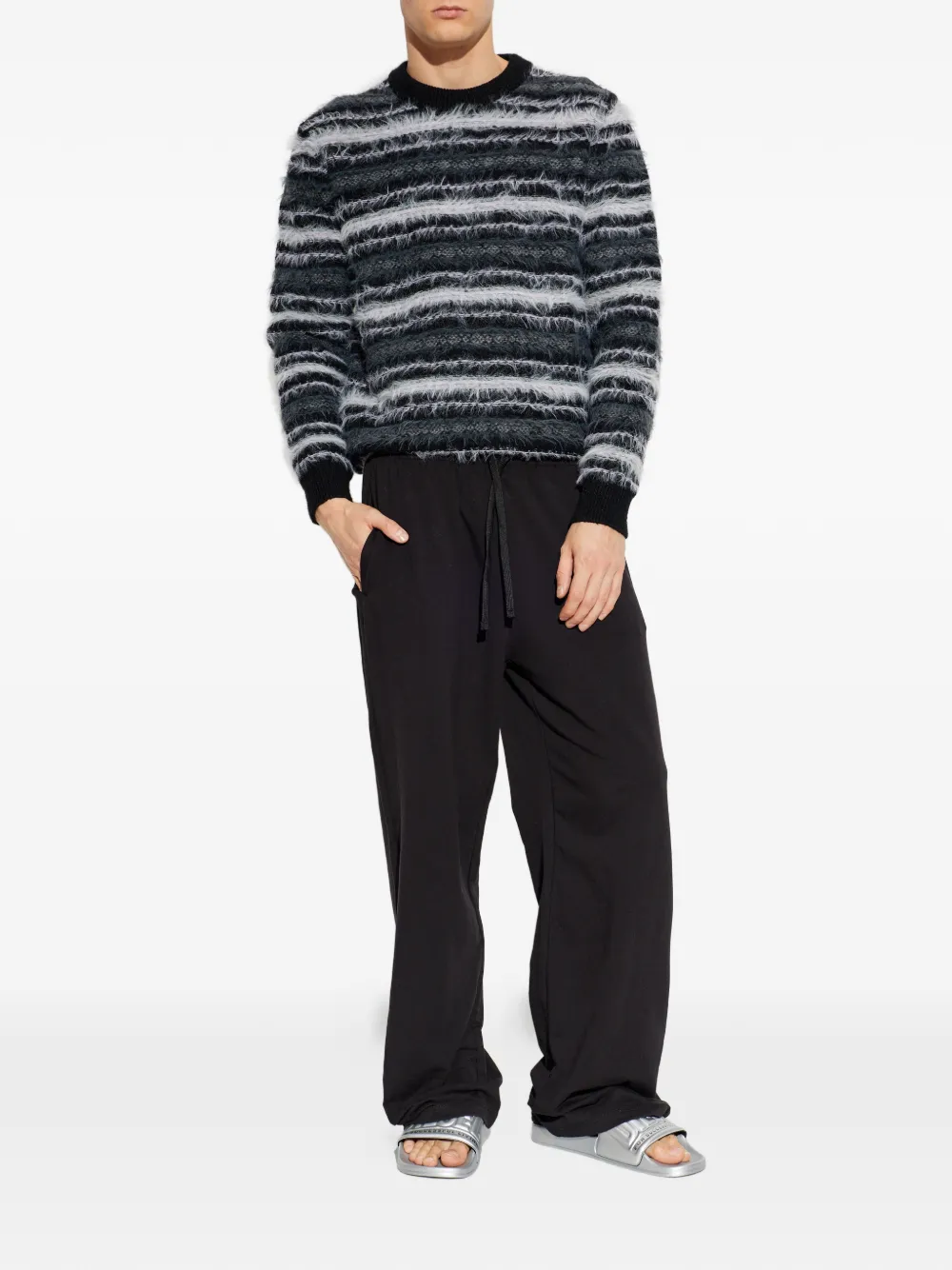 SAMSOE SAMSOE Safinnley crew-neck striped sweater - Zwart
