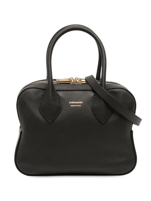 未使用に近い　美品　希少　フェラガモ　VIVA ブラックエナメル　７D 箱付き Ferragamo Pre-Owned 2000-2025 ミニ レザースター サッチェルバッグ