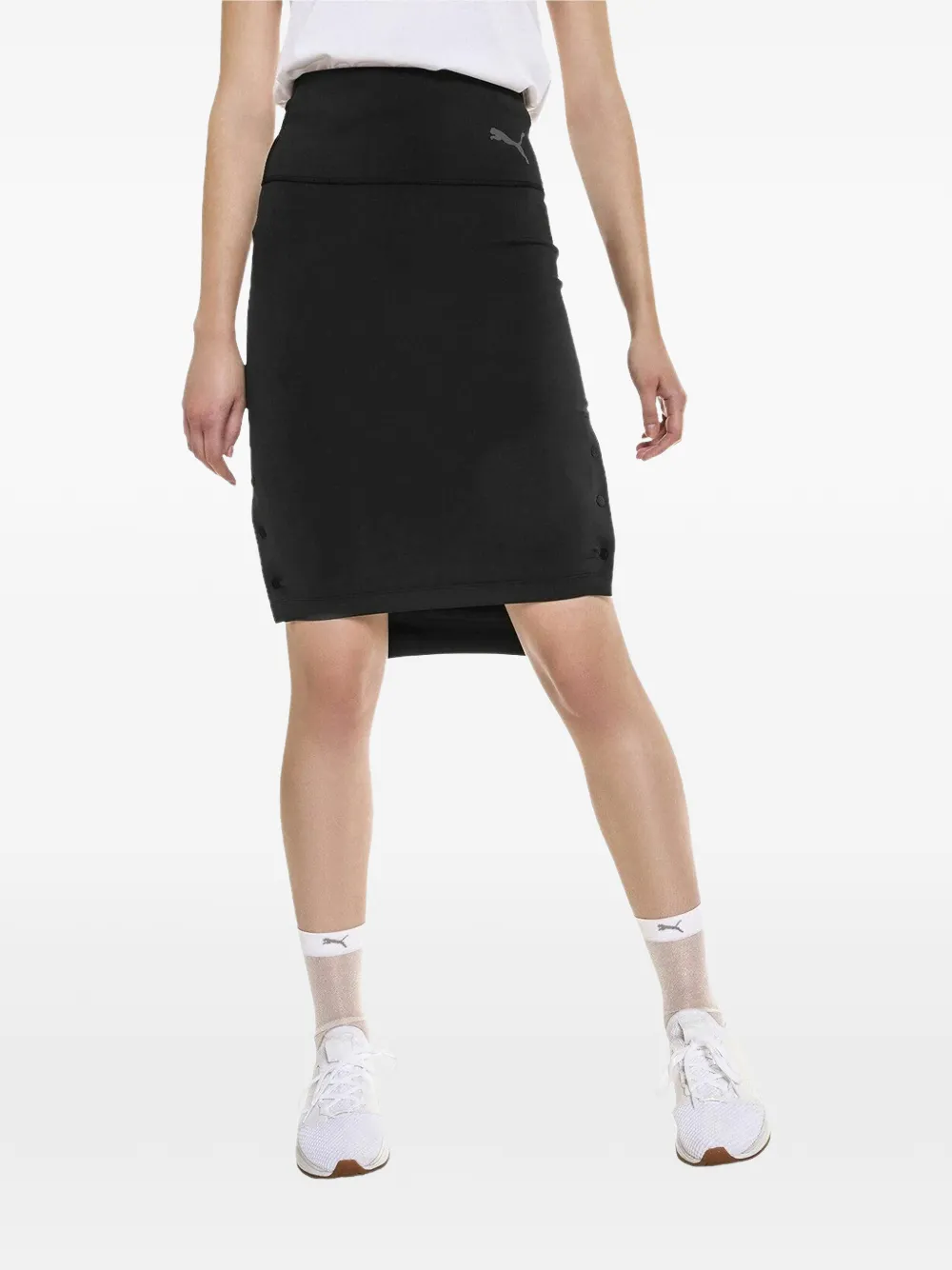 elastic-waist straight skirt