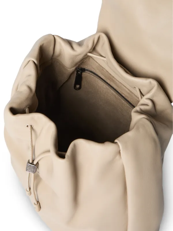 louis vuitton backpack purse charm Have you fallen for the bag charm trend? If so, are you exclusively buying LV  bag charms for your LV bags? Or are you mixing it up? Please share pics : r/ Louisvuitton
