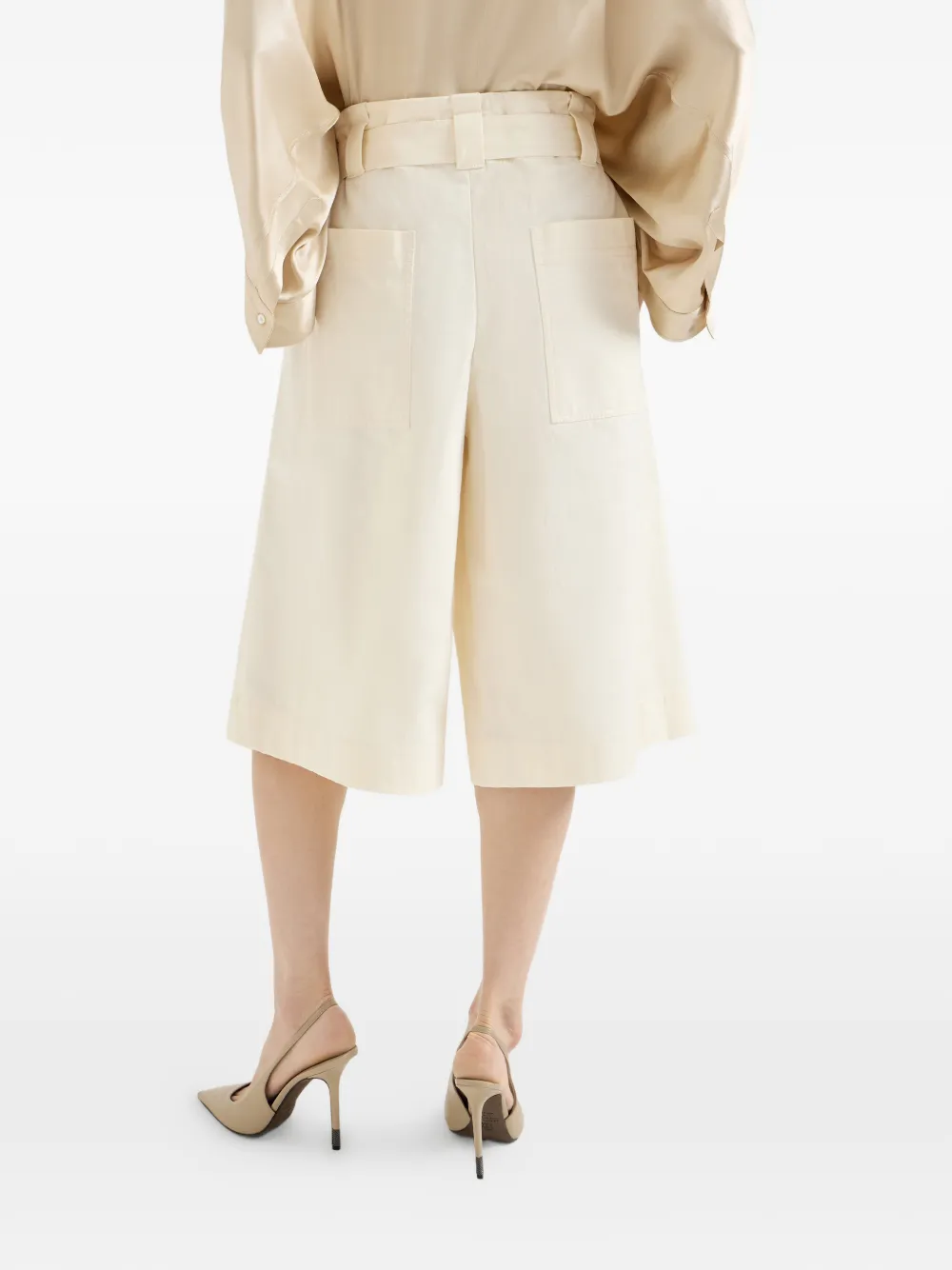 Brunello Cucinelli Katoenen bermuda shorts met paperbag taille Beige