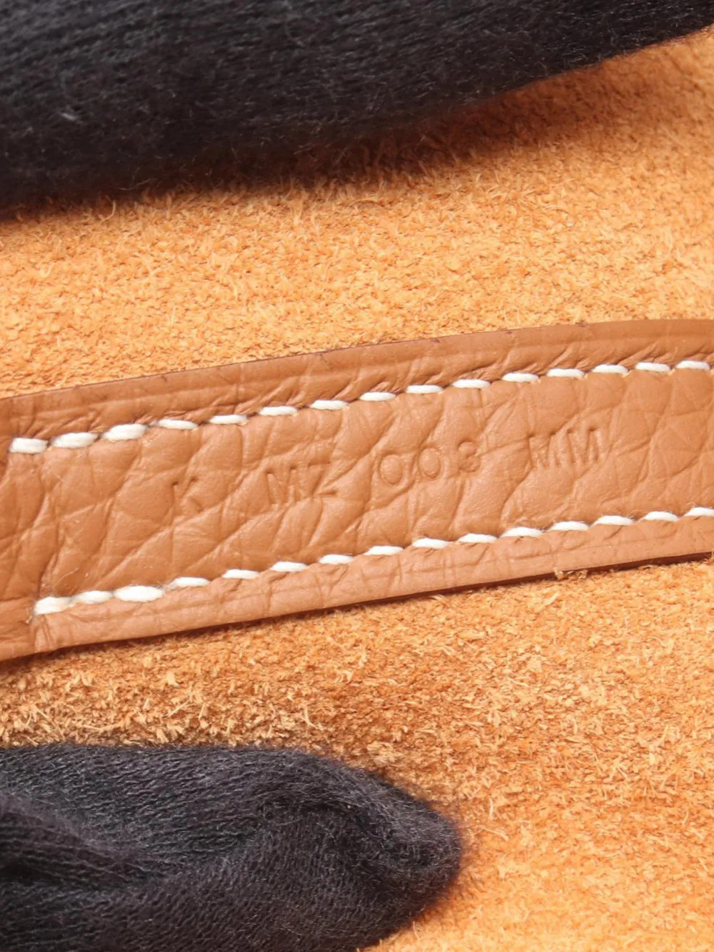 Hermès Pre-Owned 2025 Taurillon Clemence Picotin Lock PM handbag | Pre-Owned | Image 2