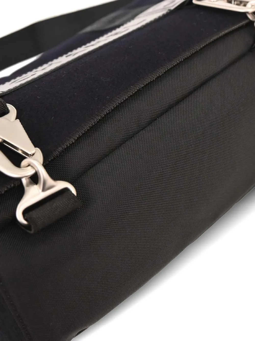 2005 Sport Line Shoulder Shoulder Bag