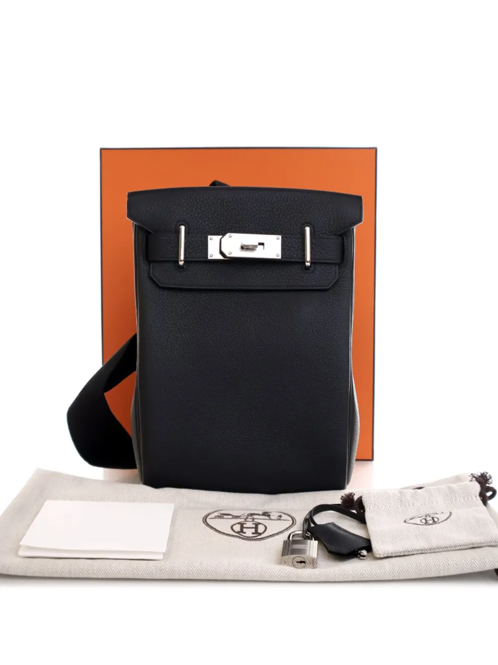 Hermès Pre-Owned 2024 Togo Kelly Hac A Dos PM backpack | Estilos de archivo | Image 2