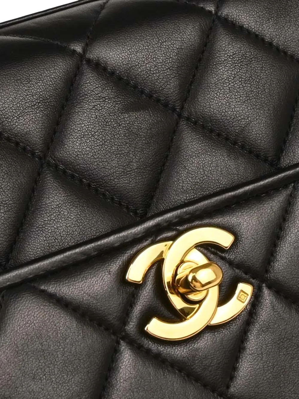 1992 Quilted Lambskin Shoulder Bag